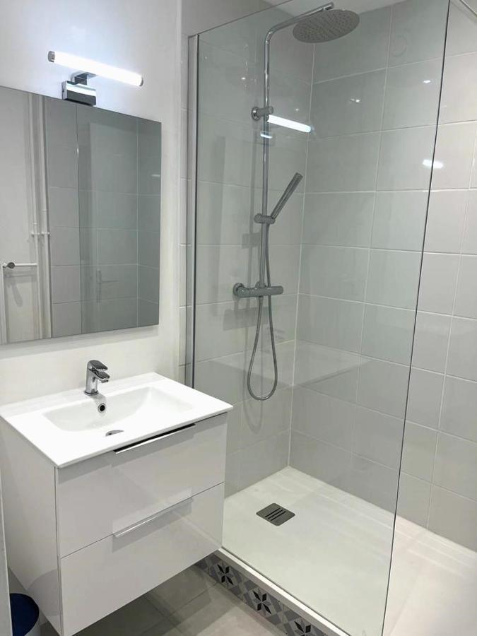 Appartement Le Rousseau Metz Avec Parking Gratuit Buitenkant foto