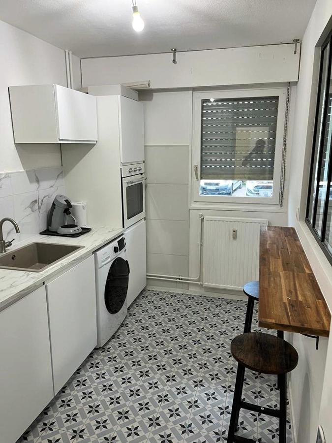 Appartement Le Rousseau Metz Avec Parking Gratuit Buitenkant foto